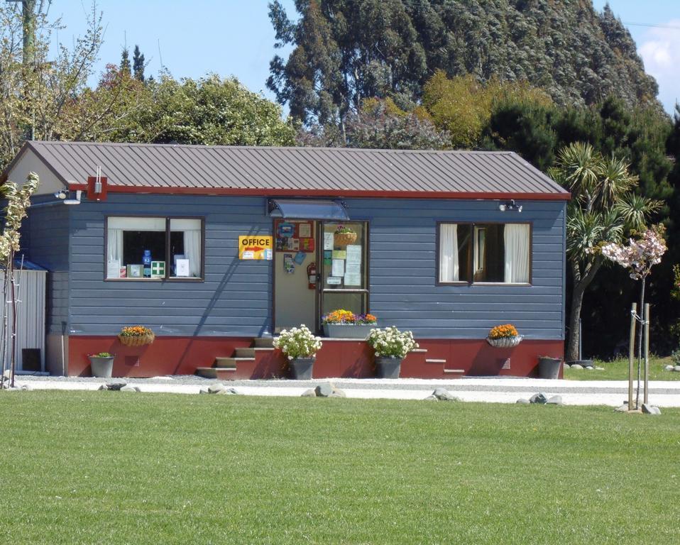 Glenavys Waitaki River Motor Camp Dış mekan fotoğraf