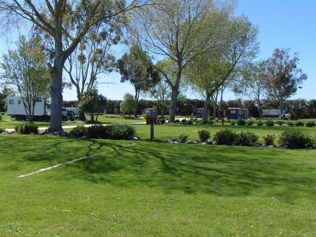 Glenavys Waitaki River Motor Camp Dış mekan fotoğraf