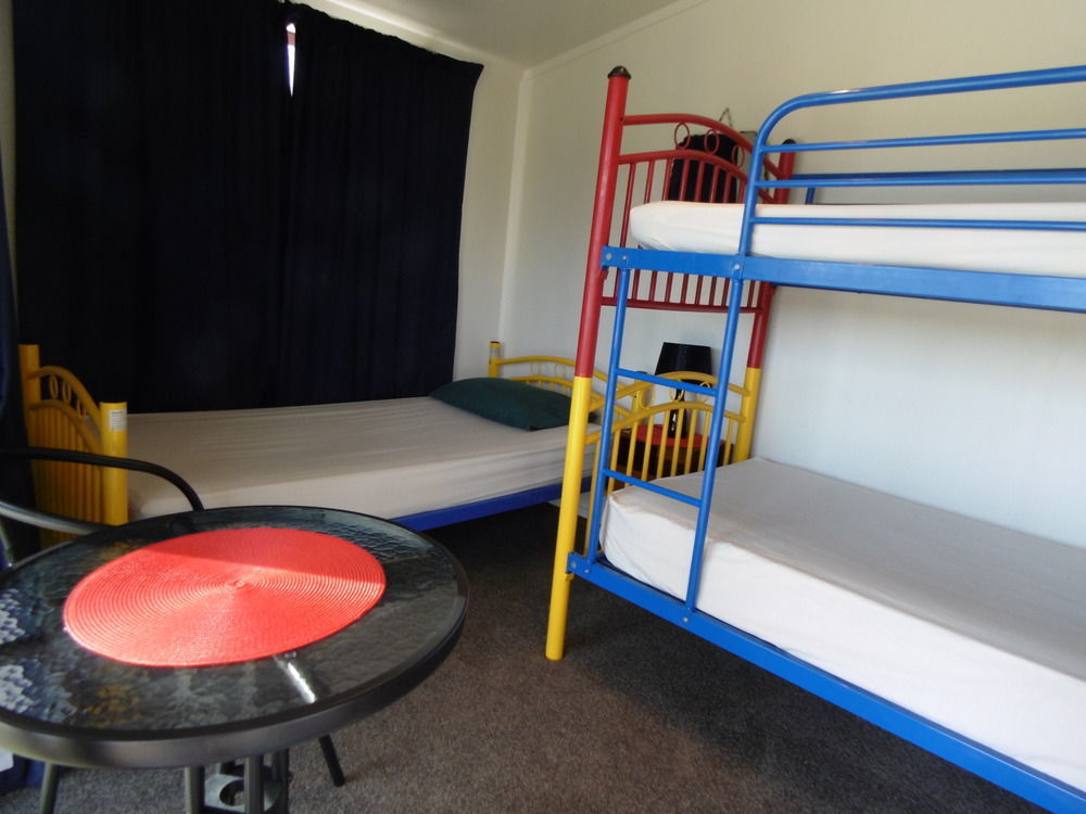 Glenavys Waitaki River Motor Camp Dış mekan fotoğraf