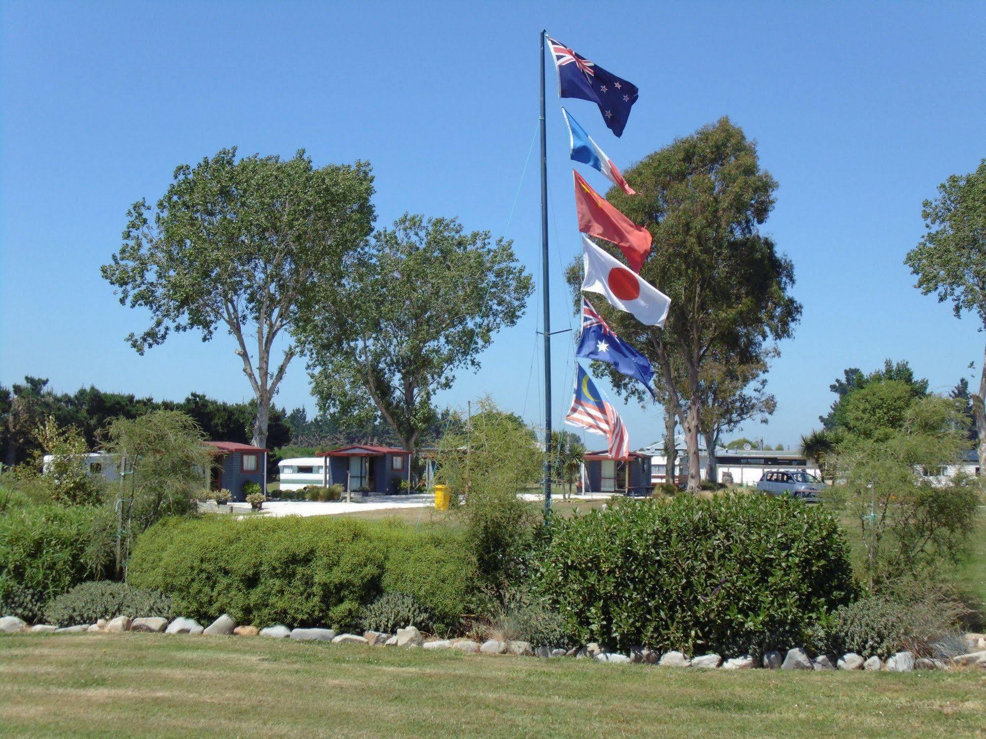 Glenavys Waitaki River Motor Camp Dış mekan fotoğraf